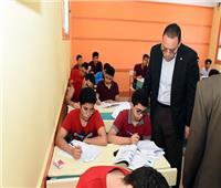 طلاب الصف الأول الثانوي بالشرقية يؤدون امتحان «العربي» ورقيًا 