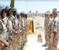 رئيس الأركان يتفقد قوات التأمين من القوات المسلحة والشرطة بشمال ووسط سيناء