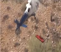 شاهد| طائرة هليكوبترتنقذ مسنة في جبال أريزونا الأمريكية