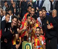 الترجي يؤكد إعادة كأس دوري الأبطال والميداليات لـ"كاف" 