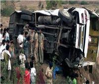 مقتل 15 شخصًا وإصابة آخرين في حادث تحطم حافلة شمالي الهند