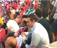 صور.. علاء مبارك يؤازر المنتخب الوطني أمام الكونغو الديمقراطية
