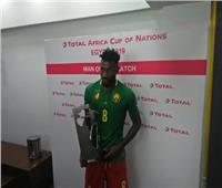 أنجوسيا أفضل لاعب في قمة الكاميرون وغانا