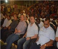صور| محافظ البحر الأحمر يشاهد مباراة منتخبنا القومي بممشى النصر