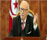 الرئيس التونسي يغادر المستشفى ويستأنف عمله خلال أيام