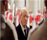 بالفيديو| الظهور الأول للرئيس التونسي عقب مرضه