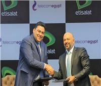 4 اتفاقيات بين «المصرية للاتصالات» و «اتصالات مصر» لتقديم خدمات الصوت الثابت والإتاحة