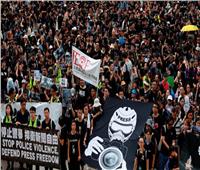 مسيرة في هونج كونج للمطالبة بالتحقيق في تعامل الشرطة مع المتظاهرين