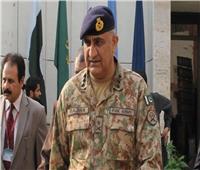 قائد الجيش الباكستاني يبحث مع وزير الخارجية الأمريكي عملية السلام الأفغانية
