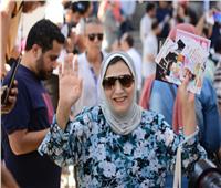 فاطمة عيد تدلي بصوتها في انتخابات «الموسقيين»