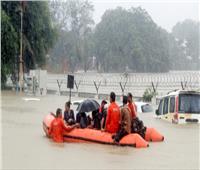 أمطار وسيول في الهند.. وتماسيح تجوب الشوارع