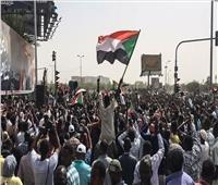 المجلس العسكري السوداني وقوى التغيير يوقعان بالأحرف الأولى الوثيقة الدستورية