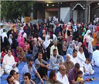 أهالي الإسماعيلية يؤدون صلاة العيد في الساحات المفتوحة 
