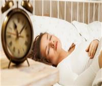 النوم لساعات طويلة نهارًا إشارة مبكرة على الإصابة بالزهايمر