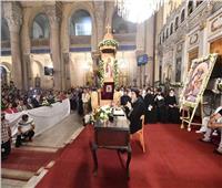 البابا تواضروس يكرم أوائل الثانوية والدبلومات والجامعات بالإسكندرية
