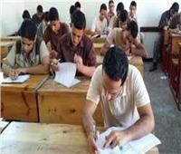 بالصور| «غشاشون فدائيون» ينشر امتحان العربي .. والتعليم تحقق