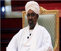 السودان: البشير يحضر محاكمته للمرة الأولى وسط إجراءات أمنية مشددة