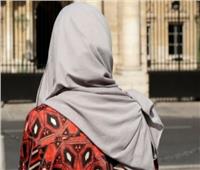 ما حكم إجبار البنت على الحجاب وقطع النفقة عنها؟.. «الإفتاء» تجيب