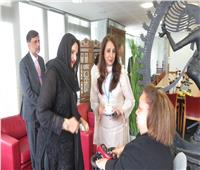 هبة هجرس تهدي سيدة باكستان الأولى نسخة من «قانون ذوي الإعاقة»