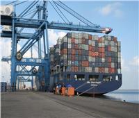ميناء دمياط يستقبل 9 سفن حاويات وبضائع عامة خلال الـ 24 ساعة