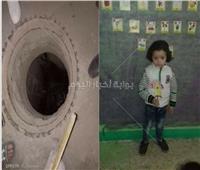 ننشر صورة الطفل «ياسين» ضحية بالوعة الصرف بالهرم 