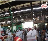 فيديو وصور| سوق العبور بنك طعام «معدة المصريين»
