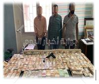 حبس تجار العملة في السوق السوداء بمدينة نصر
