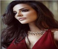 النجمة اللبنانية نادين نسيب تعلن خبر انفصالها عن زوجها 