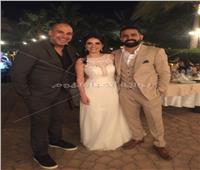 صور| محمد صابر عرب ونهاوند سري في زفاف «هادي ونور»