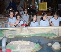 متحف الطفل يعرض عالم الديناصورات 