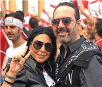 وائل جسار وزوجته يشاركان في مظاهرات لبنان