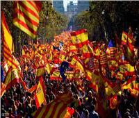 معارضو استقلال كتالونيا ينظمون احتجاجًا مضادًا في برشلونة