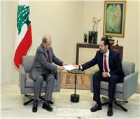 رئيس لبنان يطلب من حكومة الحريري تصريف الأعمال لحين تشكيل حكومة جديدة