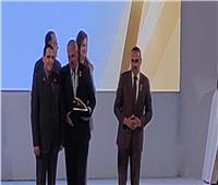 محافظ القليوبية يشارك في احتفالية جائزة التميز الحكومي