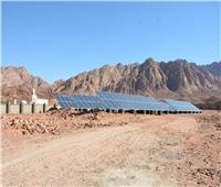 أحد مشروعات التنمية.. الشمس تضيء إحدى مدن جنوب سيناء ليلا ونهارا