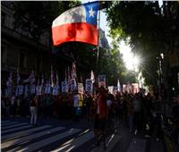 الاحتجاجات تتأجج في تشيلي بعد قرار الرئيس بـ«عدم التنحي»