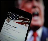 «تويتر» يتحول إلى مدفع بيده.. تعرف على عدد تغريدات «ترامب» منذ توليه الرئاسة
