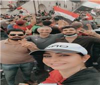 كلوديا حنا تدعم متظاهري العراق بالمواد الغذائية والملابس والأدوية