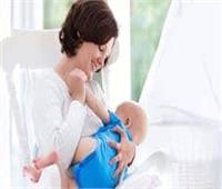 للأمهات.. الرضاعة الطبيعية تحمي أسنان طفلك من التسوس