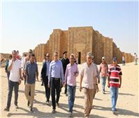 صور| وزير الآثار يتابع مشروع ترميم هرم زوسر المدرج تمهيداً لافتتاحه قريبًا