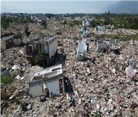 زلزال يلحق أضرارا بالمنازل والكنائس في إندونيسيا