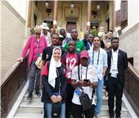 «إعلاميو أمم إفريقيا» في زيارة لمجمع الأديان
