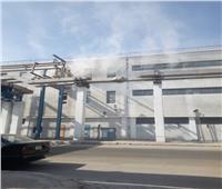 صور| السيطرة على حريق محدود بمصنع الألومنيوم بنجع حمادي
