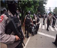 الشرطة الإندونيسية تُعتقل 43 مُشتبها في تورطهم في هجوم انتحاري