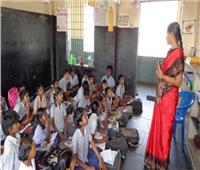 الهند تعلن إعادة فتح كافة المدارس والمستشفيات بإقليم كشمير