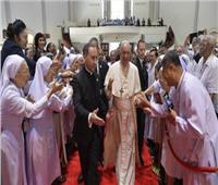 البابا فرنسيس يلتقي بالكهنة والرهبان بتايلاند