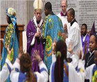  البابا فرنسيس يحتفل بالقداس في الفاتيكان مع الجالية الكاثوليكية الكونغولية 