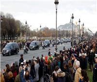 الفرنسيون يتجمعون في باريس لتأبين 13 جنديًا قُتلوا في مالي