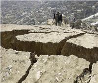مصرع 5 أشخاص وفقد 35 آخرين في انهيار أرضي شمال أفغانستان