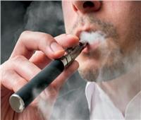 التدخين الإلكتروني يسجل حالات وفاة جديدة بسبب «مرض غامض»
